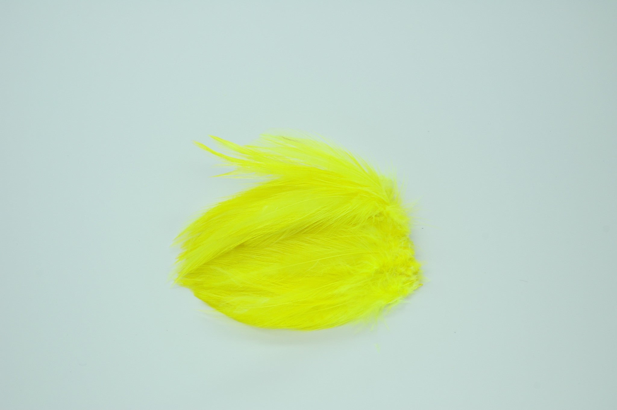 Neck Hackle Strung - Fl. Yellow